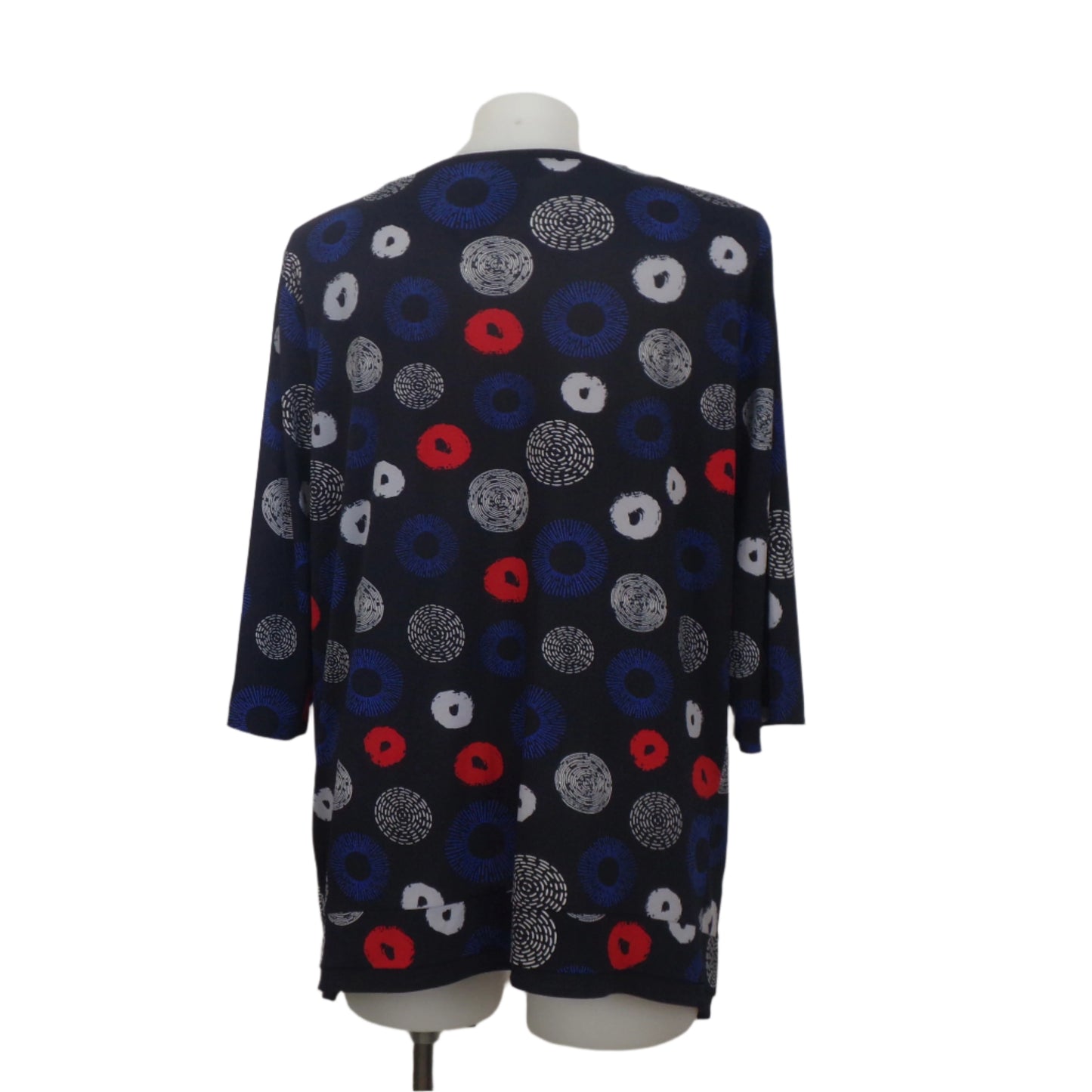 Black Pepper Circular Print Top with Asymmetrical Hem Size 26