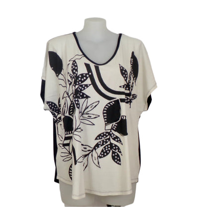 Virtuelle White Front with Black Back Top Size 24