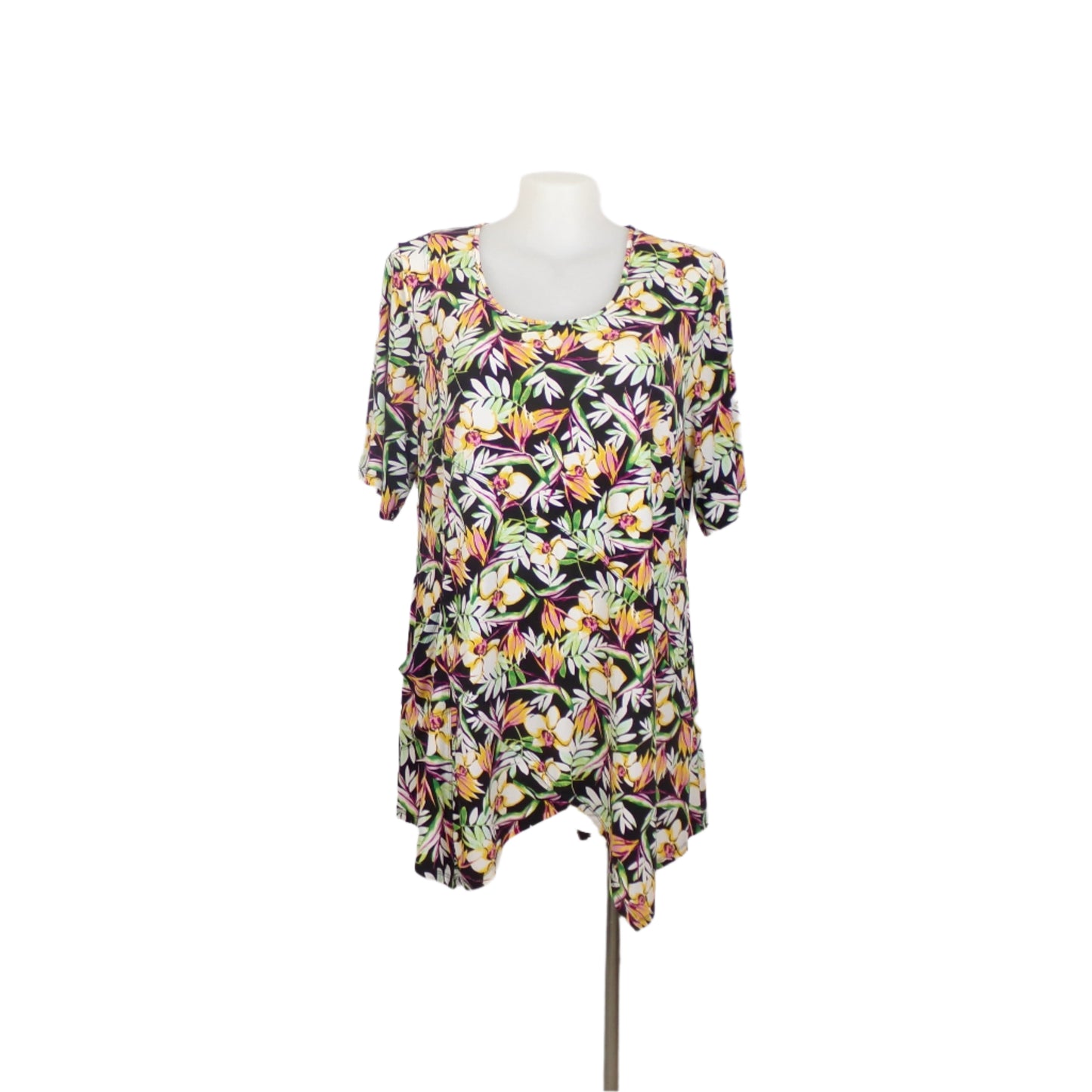 Taking Shape Floral Print Tunic – Size 18