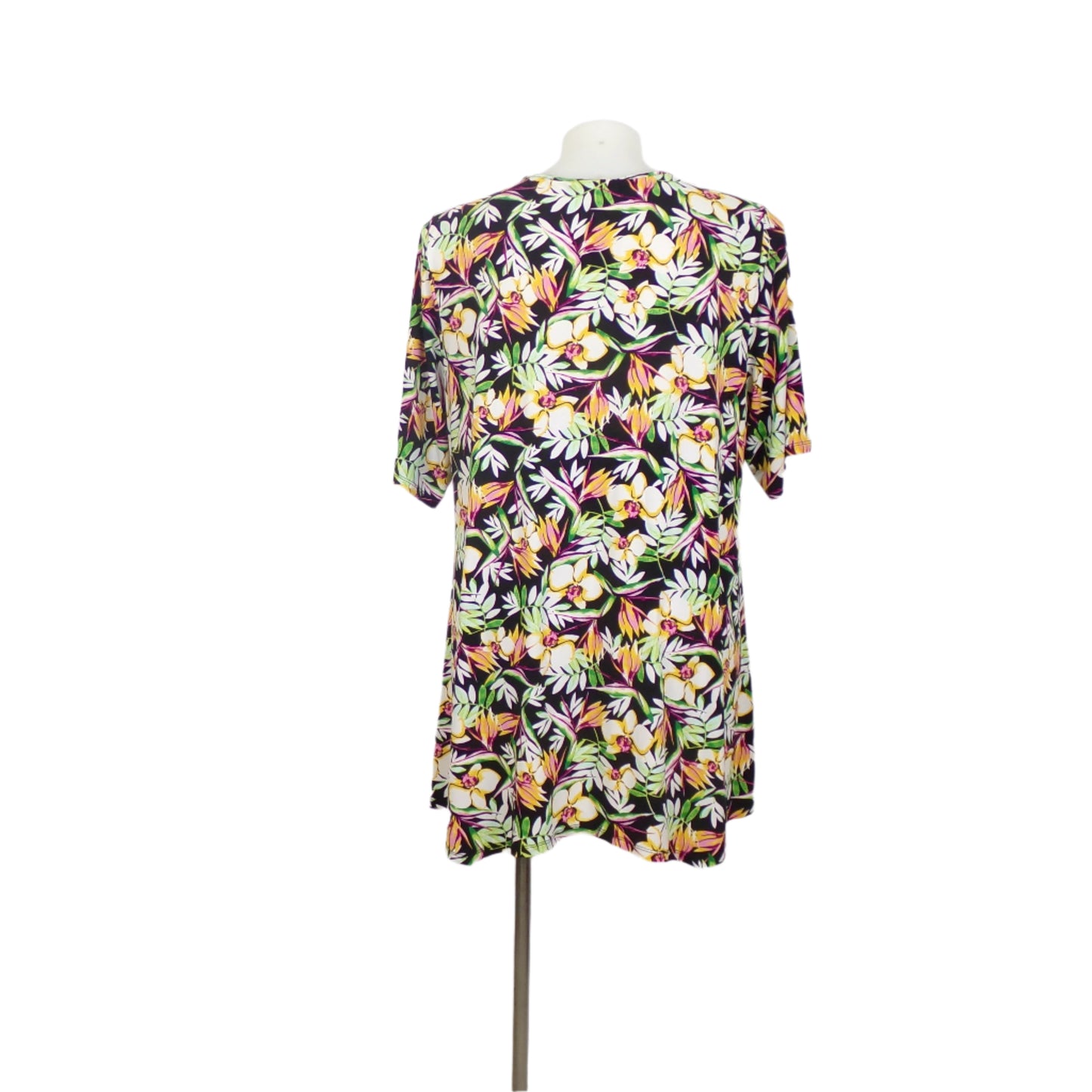 Taking Shape Floral Print Tunic – Size 18
