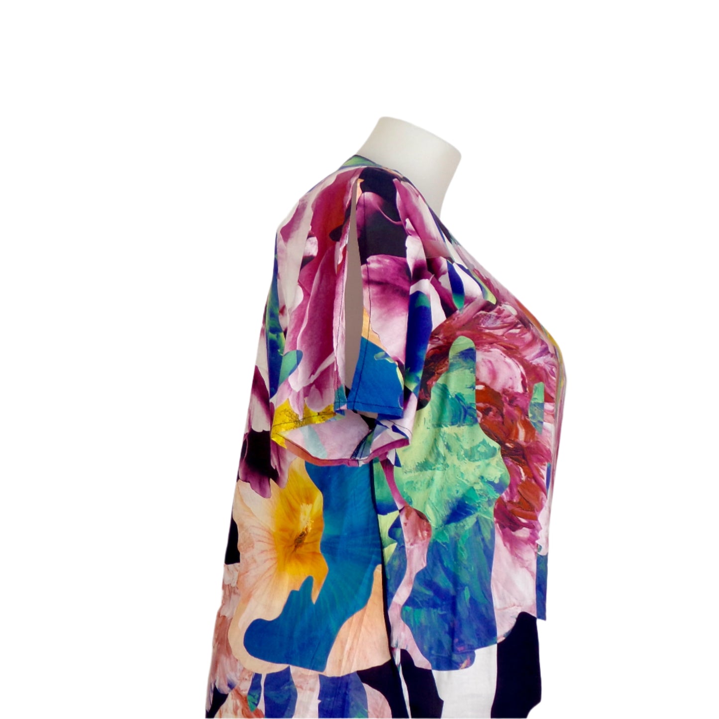 Marco Polo Bold Floral V-Neck Top – Size 16