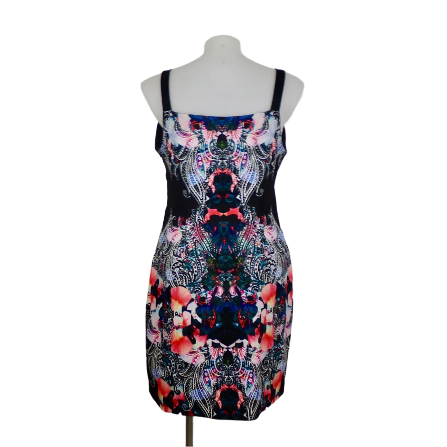 Table Eight Filigree Print Dress Size 18