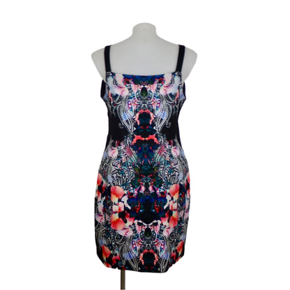 Table Eight Filigree Print Dress Size 18