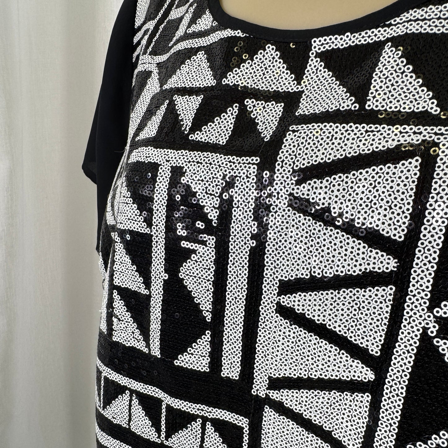 Jacqui E Geometric Print Short Sleeve Top -  Size 16