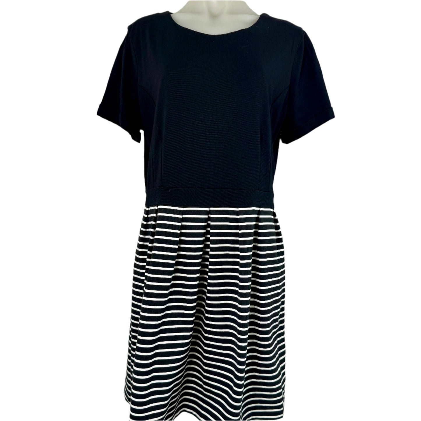 Khoko Size 16 Black and White Dress - BRAND NEW