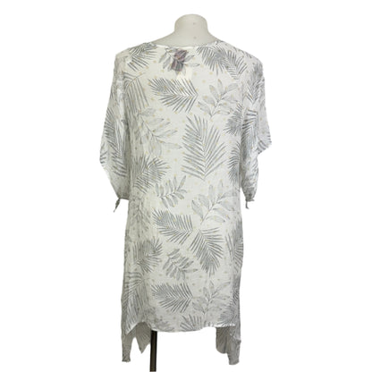 Queen of Everything Neutral Print Top Size 24