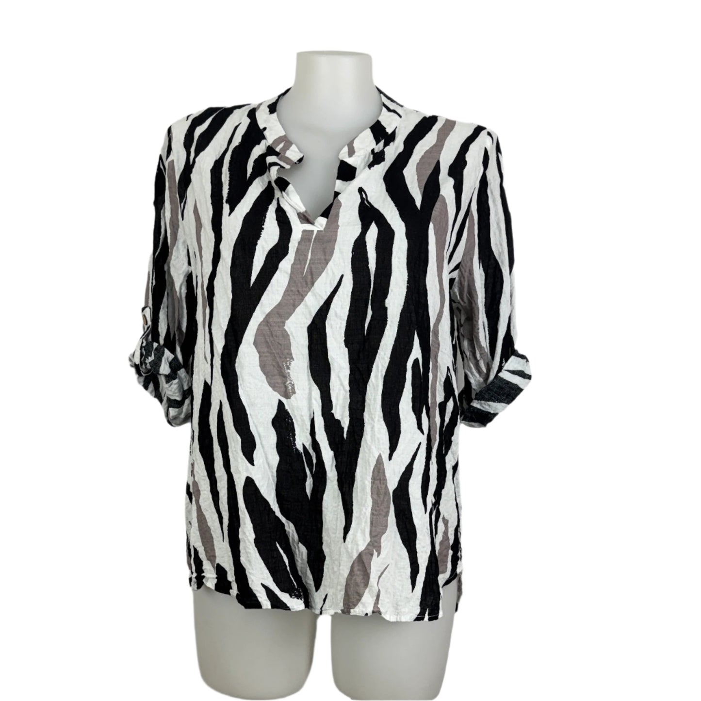 Animal-Inspired Print Button-Up Top Size 18