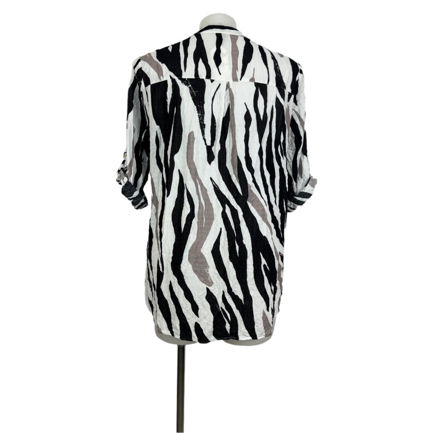 Animal-Inspired Print Button-Up Top Size 18