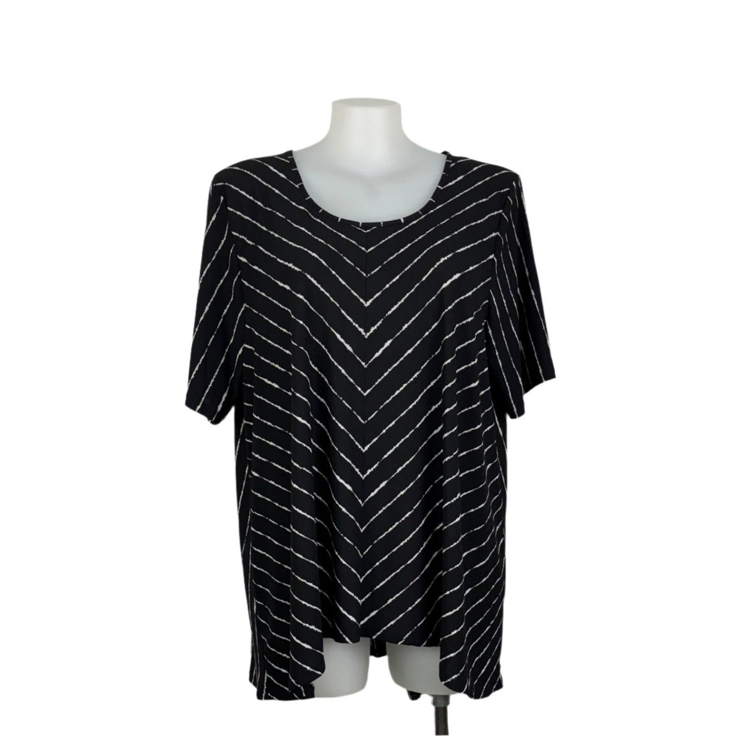 Taking Shape Black Scoop Neck Top Size 22