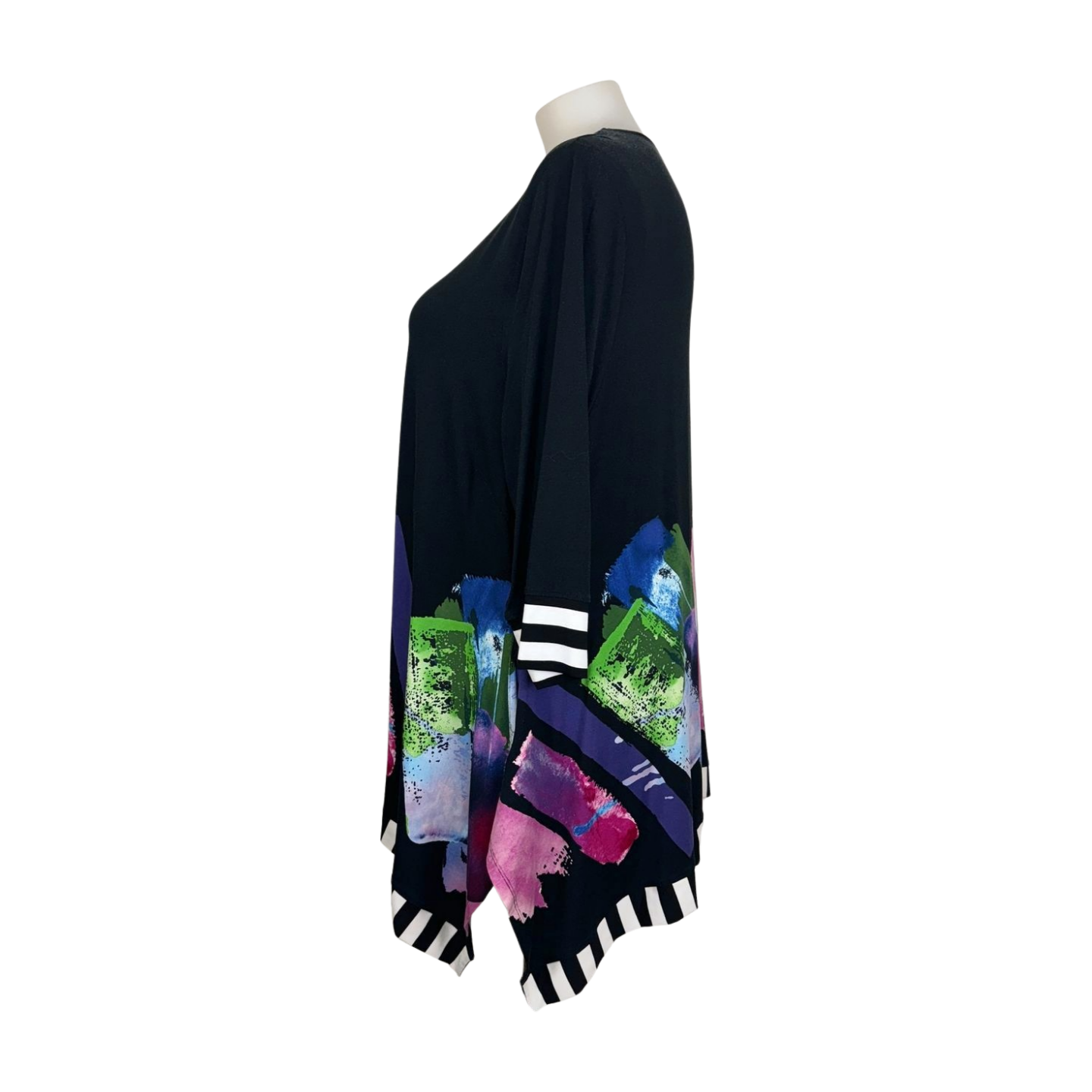 Taking Shape Black Top with Contrast Print and Asymmetric Hem Size 20